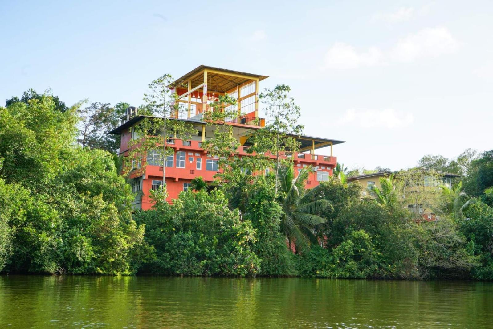 Madu River Edge Hotel Balapitiya Ngoại thất bức ảnh